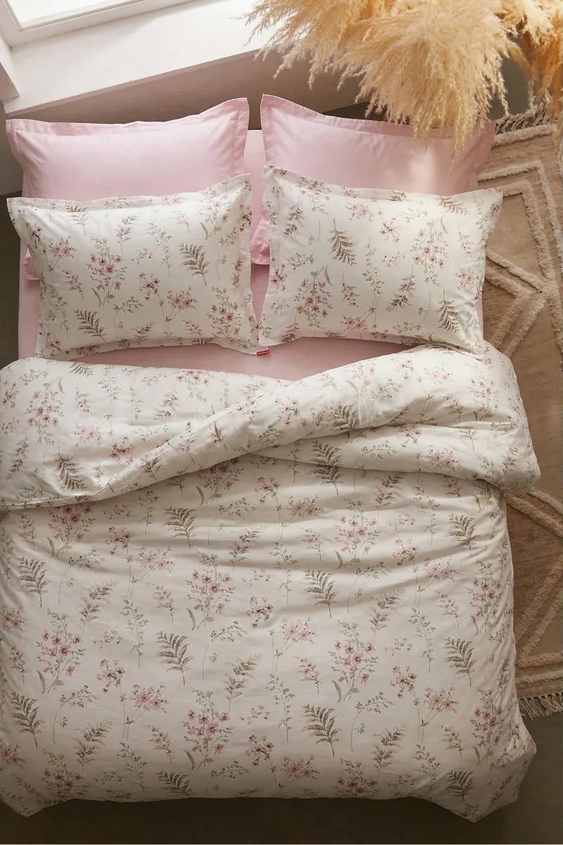 Pembe Çiçek Açık Pembe desen