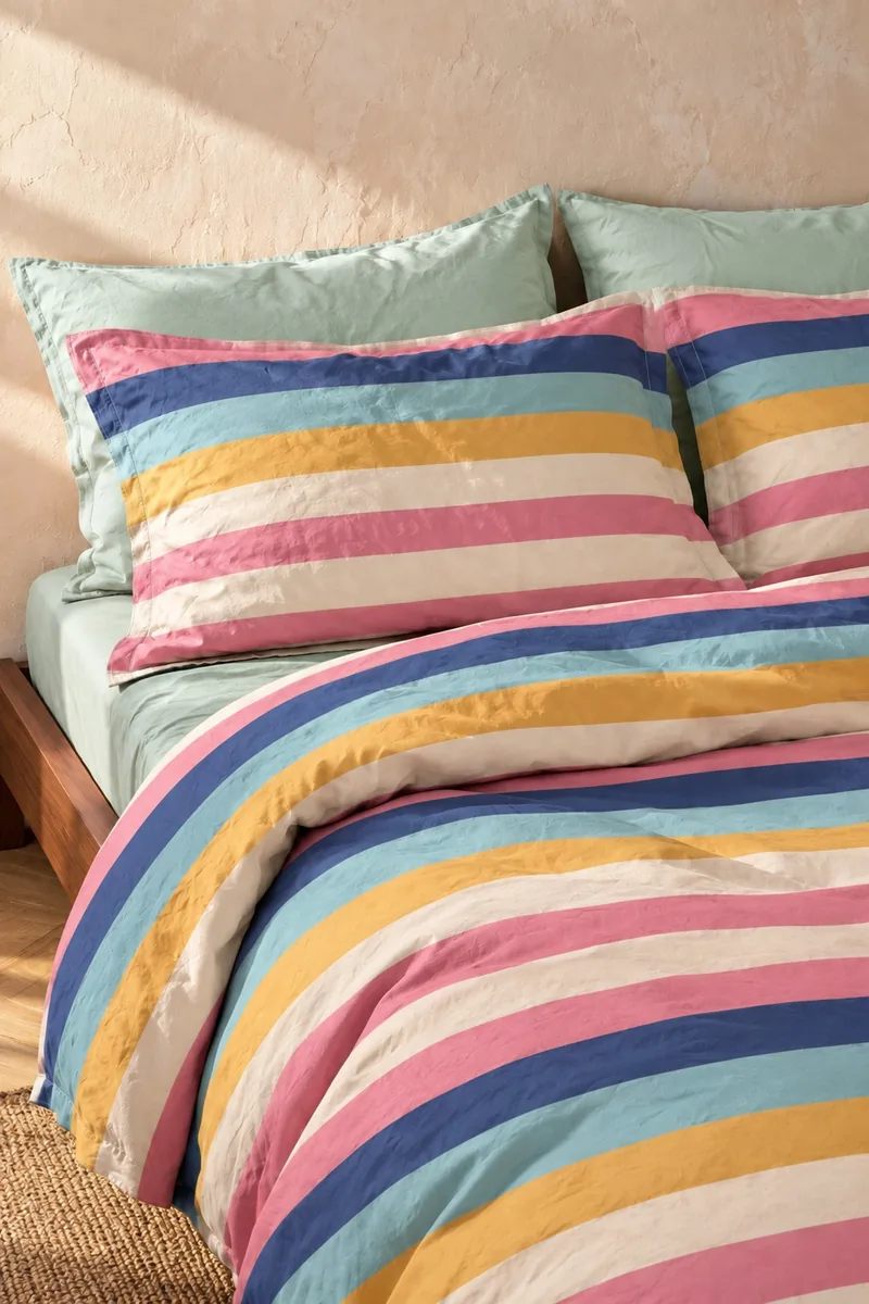 Pastel Çizgili Nevresim Takımı, Mint Çarşaflı, yastık kılıfları yakından
